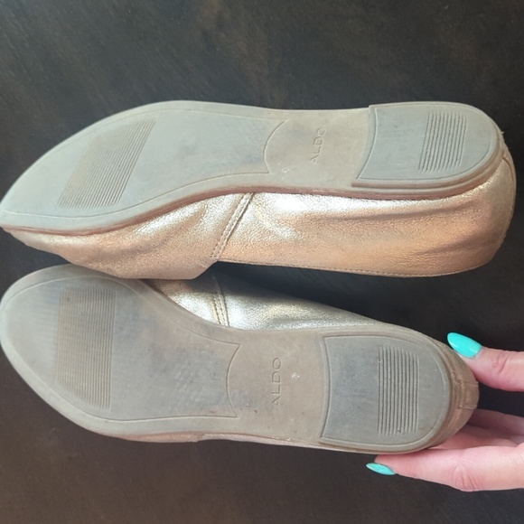 Aldo Champagne Flats - Picture 3 of 5